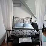 Vendeghaz A Csabay Kuriahoz בית הארחה