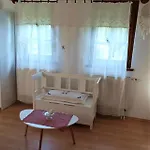 Vendeghaz A Csabay Kuriahoz 4* Lakitelek