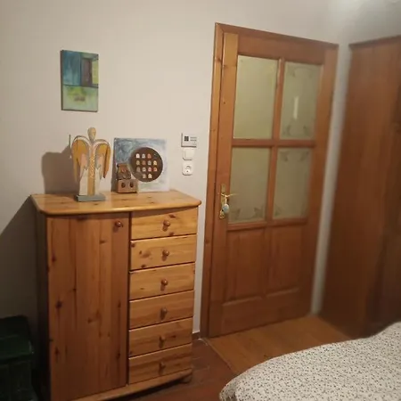 Konukevi Vendeghaz A Csabay Kuriahoz 4*