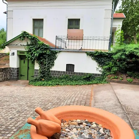 Pensiune Vendeghaz A Csabay Kuriahoz Lakitelek