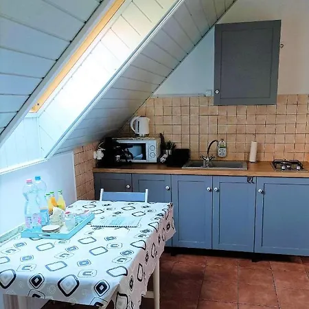 Vendeghaz A Csabay Kuriahoz Lakitelek