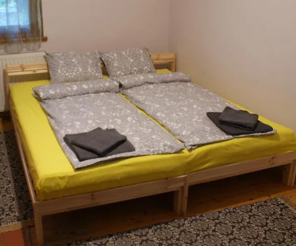Vendeghaz A Csabay Kuriahoz Penzion